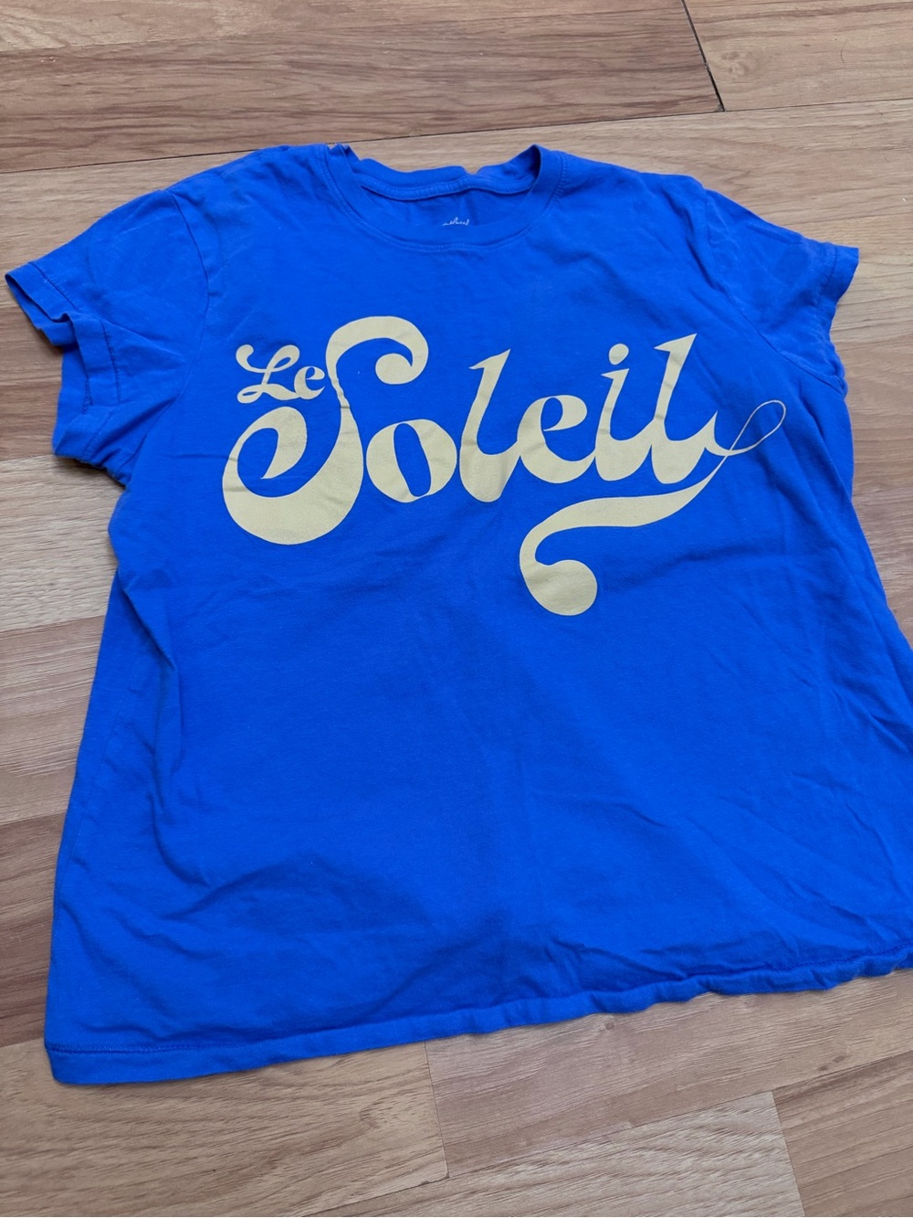 Le Soleil Graphic Tee